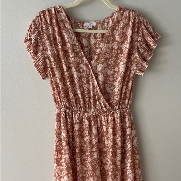 Floral V-Neck Ruffle Dress - Picture 7 of 10